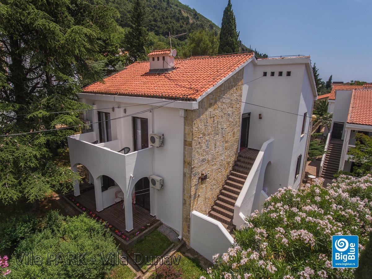 Holiday Park Vile Park Budva Buitenkant foto
