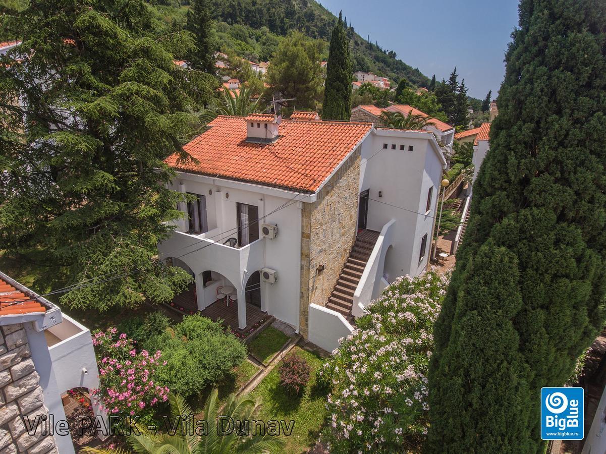 Holiday Park Vile Park Budva Buitenkant foto